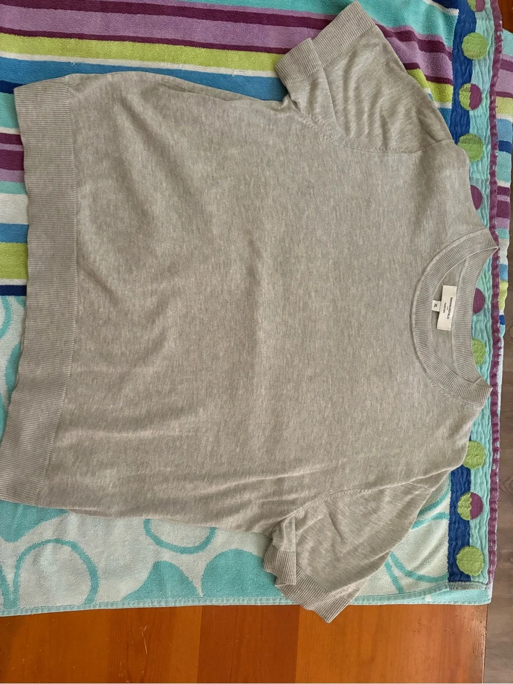 Banana Republic Heather Gray Short-Sleeve Knit Tee